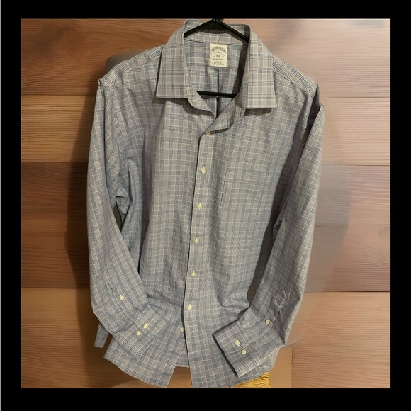 Brooks Brothers Regent Fit Men’s Button Down Shirt Blue Plaid 17-4/5 - Picture 2 of 6